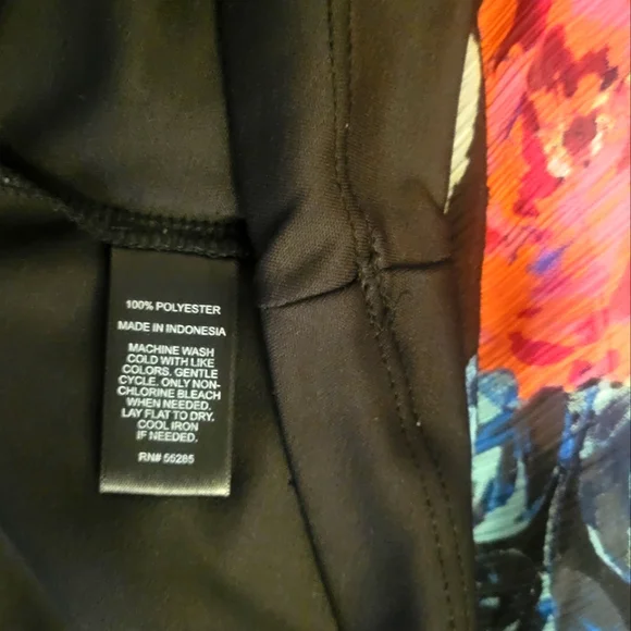 Express Boho Chic Floral Pleated Top, Chiffon, Romantic, XS, Flowy, EUC - Picture 13 of 14